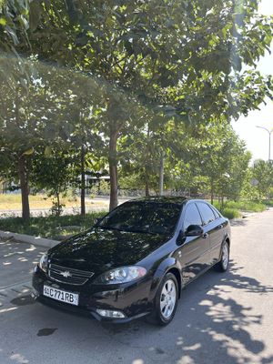 1 qol mowina qarab xaydalgan realno oladigon odam tel qisin savdosi bo