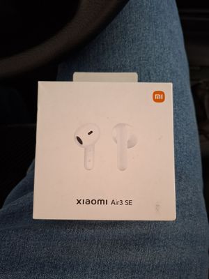 Продаю новые Наушники Xiaomi