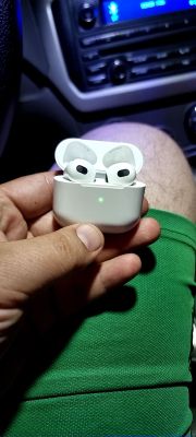 Airpods 4pro c dubai