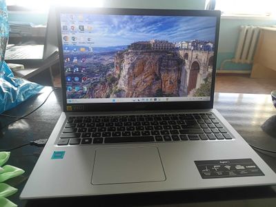 Acer Aspire 3 sotiladi