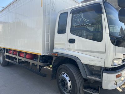 Isuzu Srochna sotilad holat yaxsh bir qol moshna