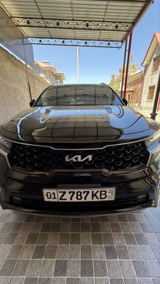 Kia sorento srochna sotiladi