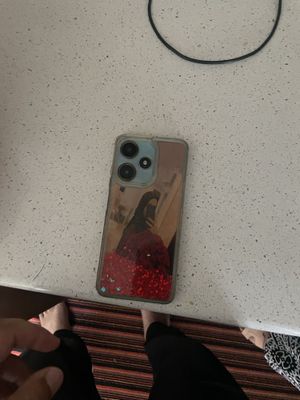 Infinix hot 30 sotladi