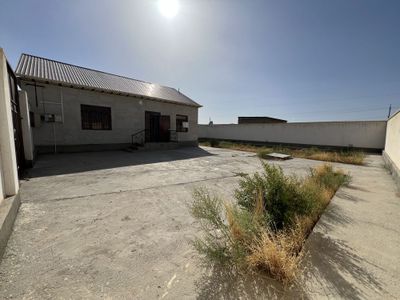 Termezda uy sotiladi 30 000$