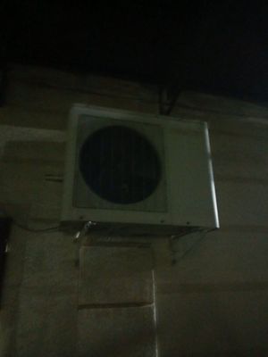 Konditsiyoner Hundai 24 talik rabochiy
