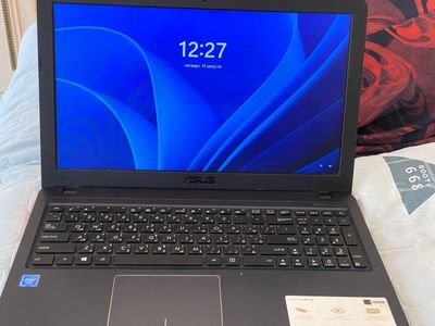 Asus VivoBook 4 opiratifka xotirasi 1TR windows 11 intel inside