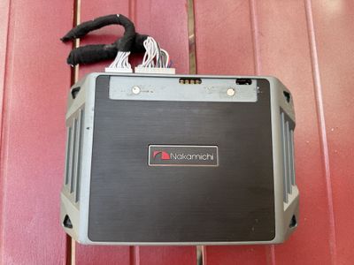 Nakamichi protssesor usilitel