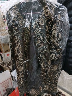 Kelinchaklar uchun keyilmagan popir kastyum