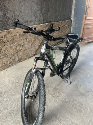 Velik skorli Shimano razmeri 17,5 oladiganlar aloqaga chiqsin