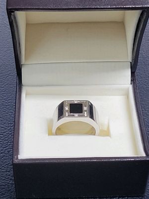 Перстень белое золото к18