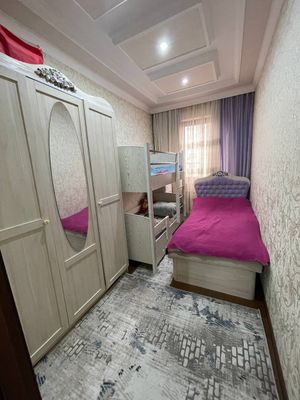 Shkaf kravat sotiladi