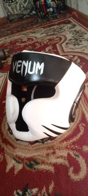 VENUM  S razmer BOKS