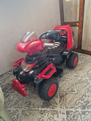 Продаётся детская квадроцикл