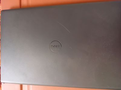 Ноутбук DELL Vostro 3520