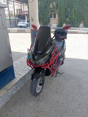 Тигр скутер сотилади 150 куб