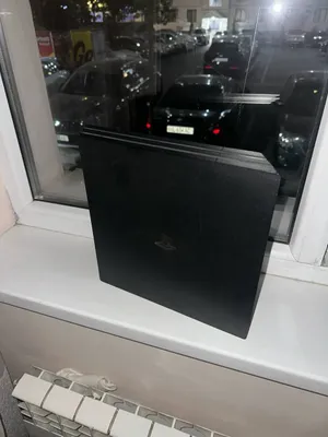 Продаётся Playstation 4 pro на 1tb. состояние отличное
