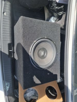 JBL amerkanskiy harmon audio 10Dyum