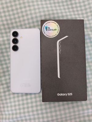 Samsung Galaxy S25. 256 Gb xotira. Holati yaxshi. Kafolati 8 oy