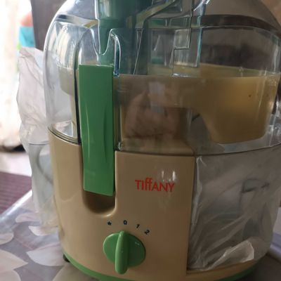 Продается соковыжималка