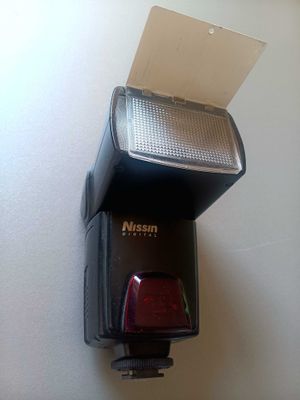 Вспышка на Nikon , Nissin di622