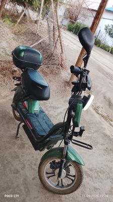 Скутер сатылады таза