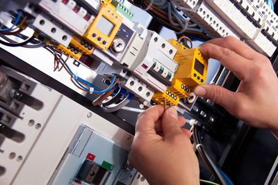 Электрик24 7 вызов | electric | elektrik | Mantaj | монтаж | електрик