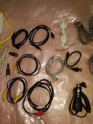 Шнуры и шлейфы для телефонов и компьютеров