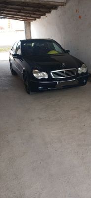 Mercades Benz W203