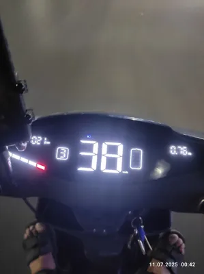 скутер yadea T 5