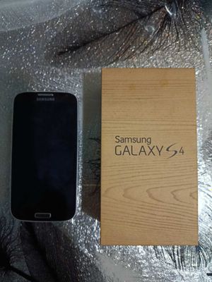 Продам телефон Самсунг s4