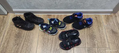 Детская обувь. Сапожки Ботинки кроссовки сандали