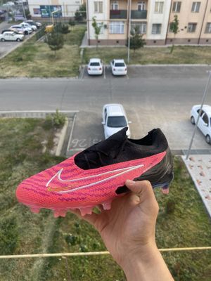 Butsi nike phantom skidkada 250.000 som