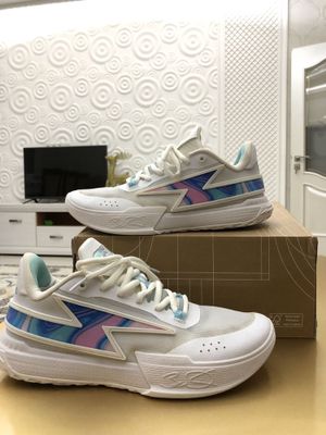 Баскетбольные кроссовки Li-ning Son of Flash 2
