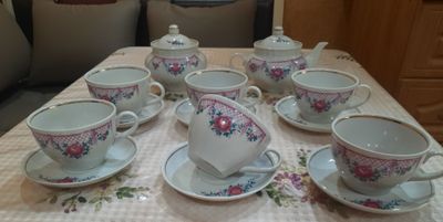 Абсолютно новый, редкий чайный сервиз на 6 персон, из 14 предметов, (к