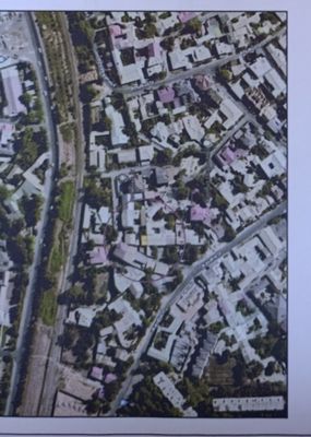 Участок МирзоУлугбек2.8 сот угловой .Срочно.