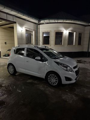 срочна сотилади спарк 4 позиця автомат