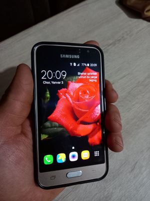 SAMSUNG J1 sotiladiI