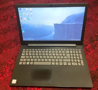 LENOVO Core i3 th8 Xotira 4/1024GB Qo‘shimcha sumka Holati ideal