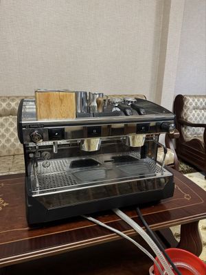 Кофемашина Rancilio Италия кофе машина !!!