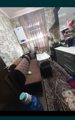 Навоий эски шахаридан кредити бор кв 350 милонга сотилади
