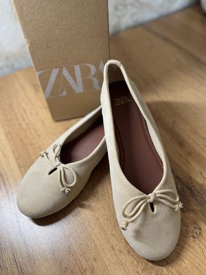 Zara orginal tufli razmer 41 40 ga keladi 280ming