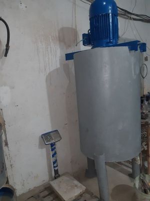 Продам оборудования эмаль краски и водоэмульсиии и фасадные краски