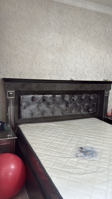 Spalni mebel sotiladi hali paket yechlmagan matras