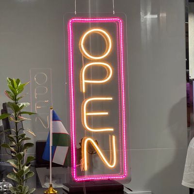 Неоновая вывеска OPEN