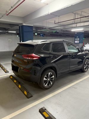 Продается Tracker LTZ