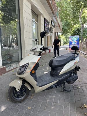 Продаю скутер skuter sotiladi