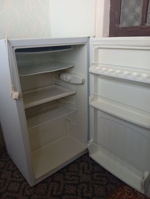 продаю холодильник в хорошем состоянии