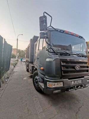 самосвал срочно СОТИЛАДИ 2013 йил CAMC заводской газлик Пробег 10
