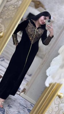Model: халат