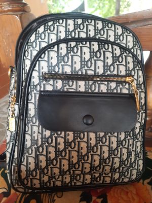 Dior sumka